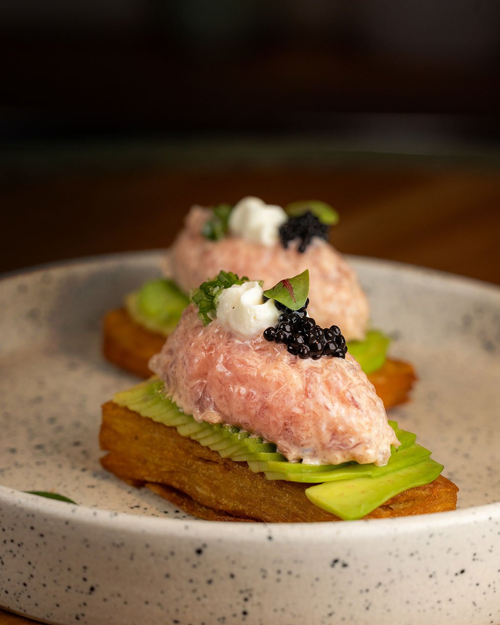 Avocado tuna tartar dish