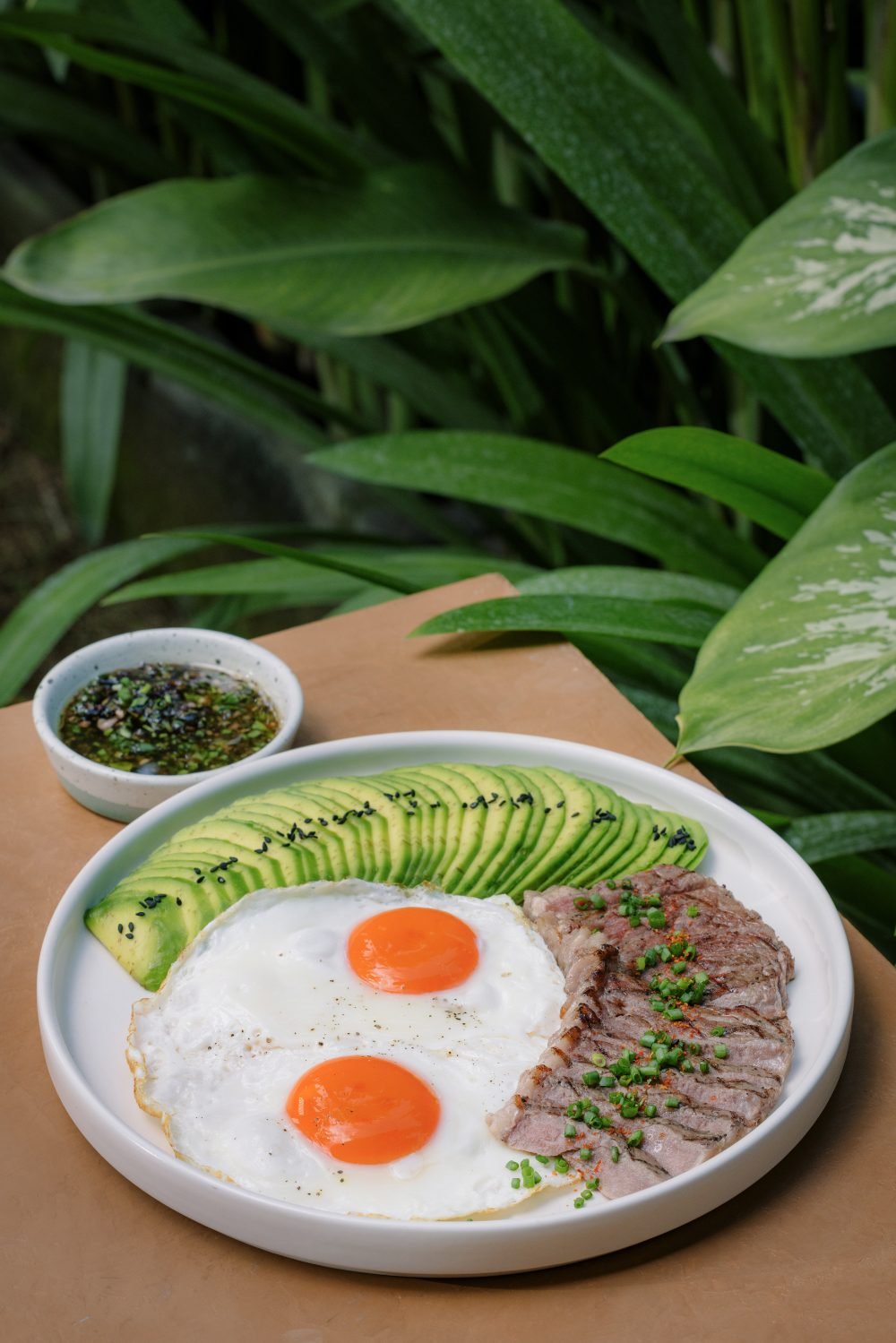 Avo Steak & Eggs